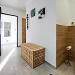 Holiday home Piscine Interieure *