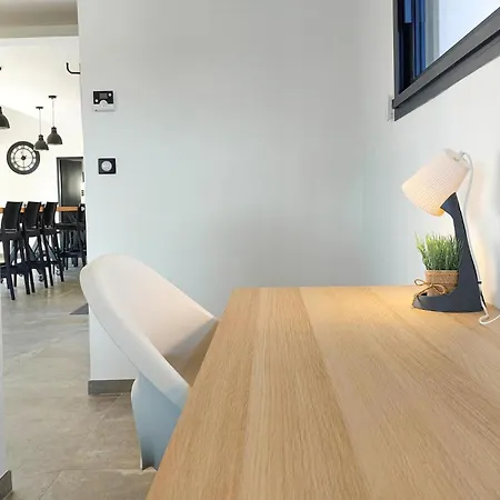 Holiday home Piscine Interieure *