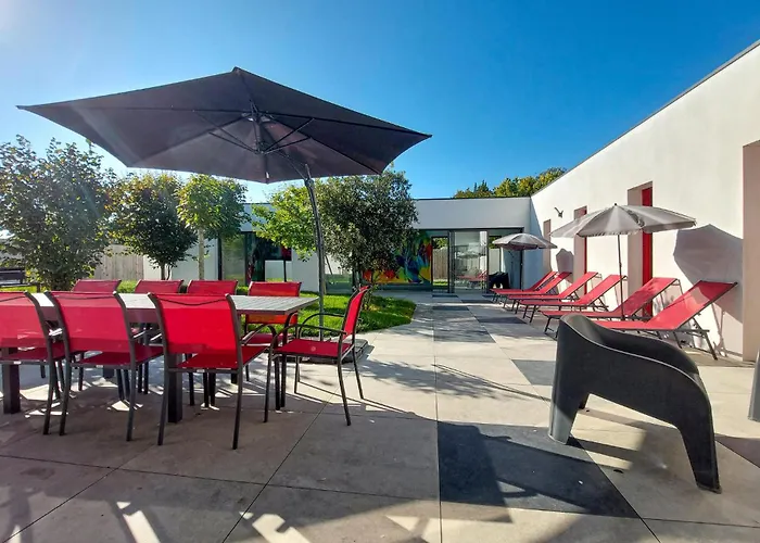 Piscine Interieure Hébergement de vacances Royan